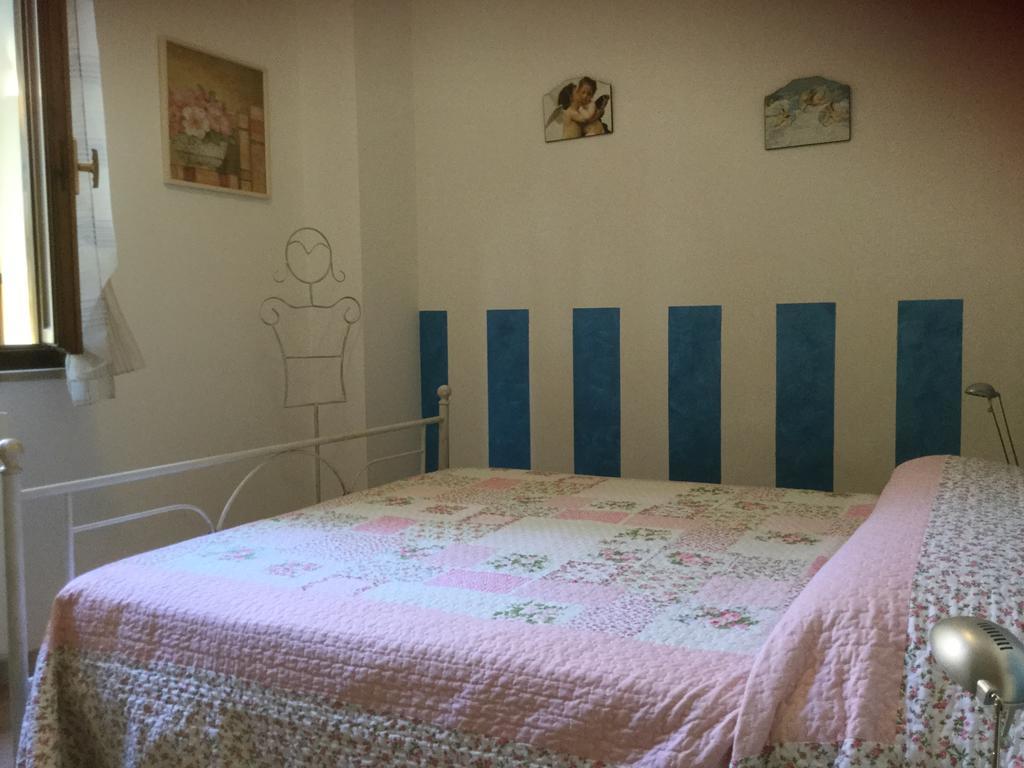 Apartament Alla Tomba Di Giulietta Werona Pokój zdjęcie