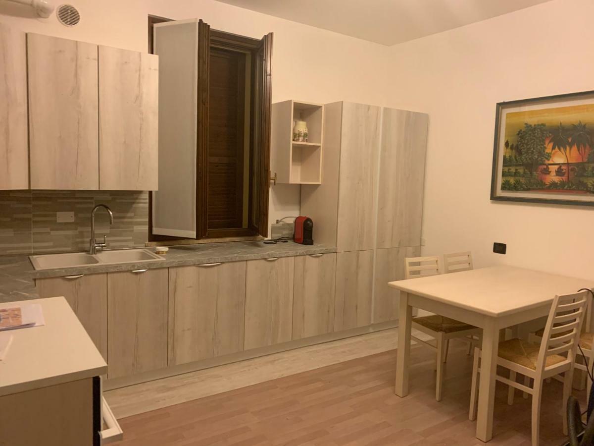 Apartament Alla Tomba Di Giulietta Werona Zewnętrze zdjęcie